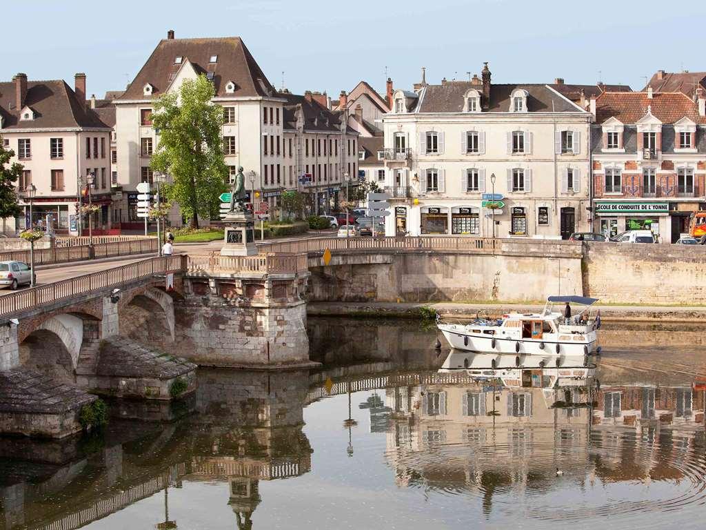 Hotel Ibis Auxerre Sud Venoy Esterno foto