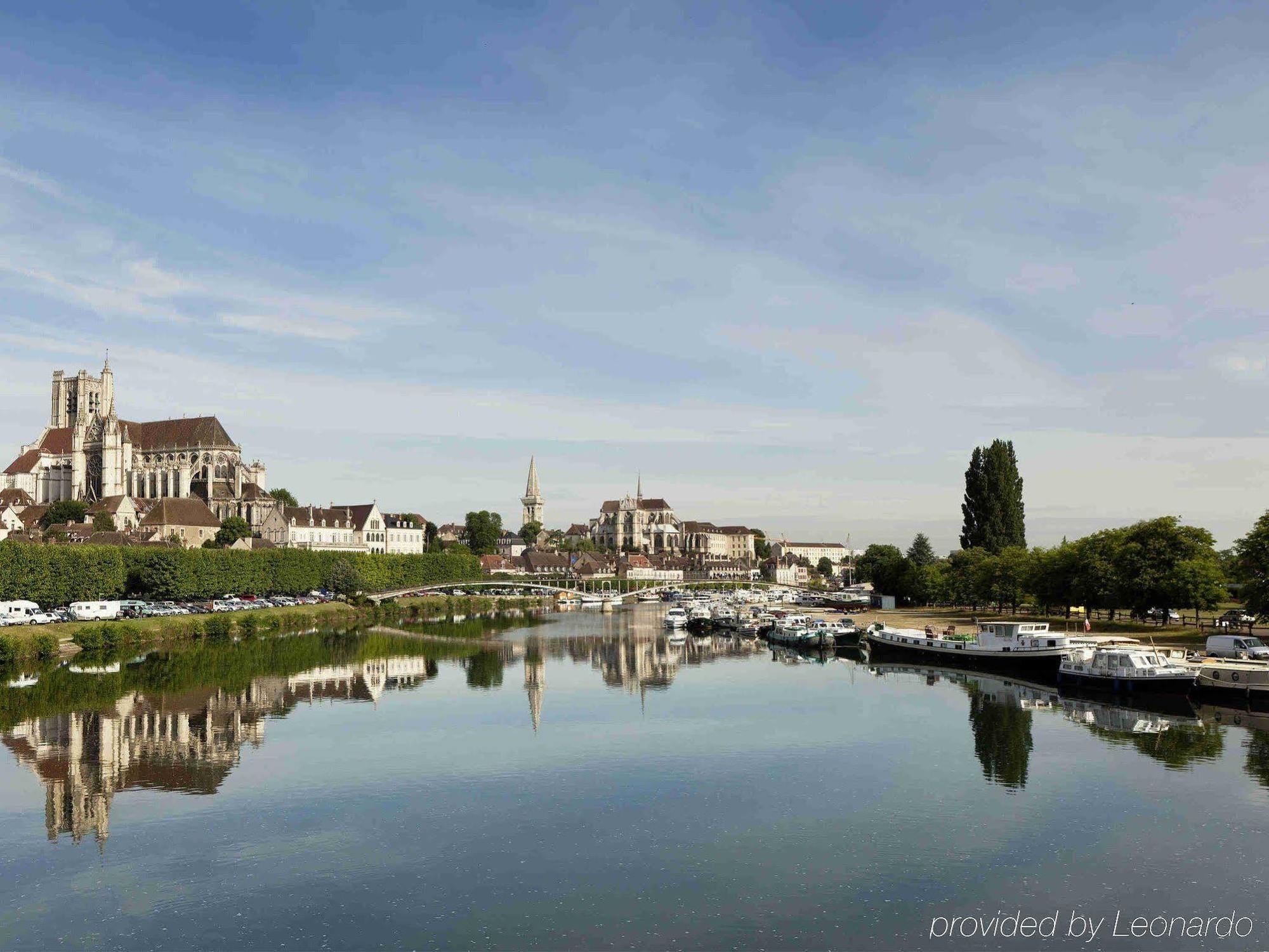 Hotel Ibis Auxerre Sud Venoy Esterno foto